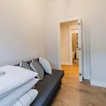 Appartamento Big - Center - 4 - 6 Beds - 2 Balcony - 12 People - 100m2 Breslavia