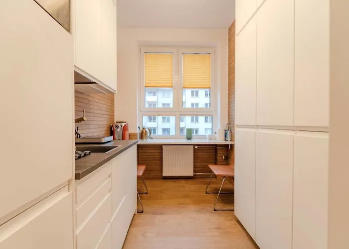 Big - Center - 4 - 6 Beds - 2 Balcony - 12 People - 100m2 *