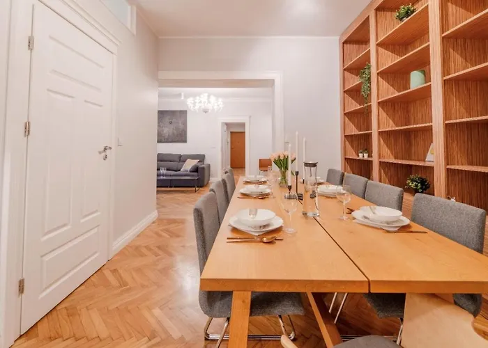 Big - Center - 4 - 6 Beds - 2 Balcony - 12 People - 100m2 아파트 브로츠와프