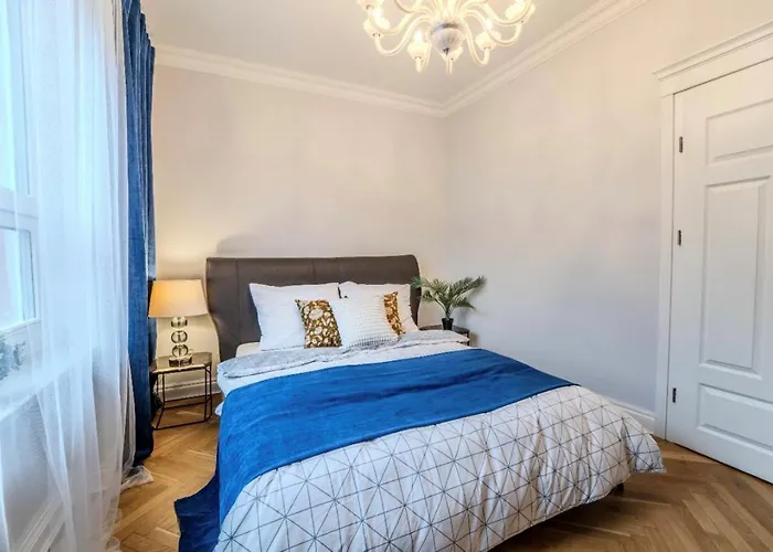 아파트 Big - Center - 4 - 6 Beds - 2 Balcony - 12 People - 100m2 브로츠와프