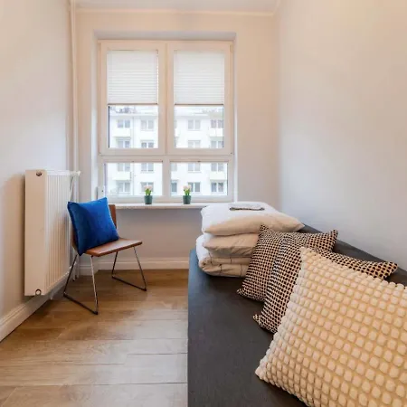 Appartement Big - Center - 4 - 6 Beds - 2 Balcony - 12 People - 100m2 *