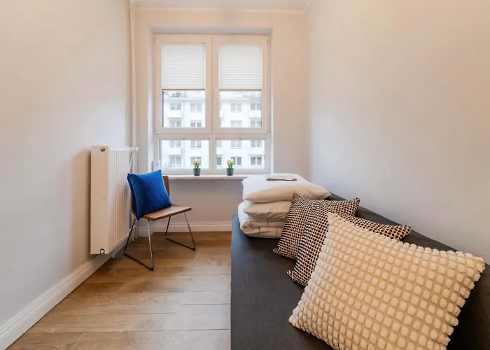 Apartman Big - Center - 4 - 6 Beds - 2 Balcony - 12 People - 100m2 *